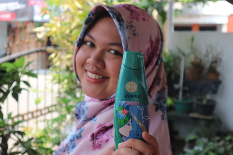 5 TIPS MUDAH MERAWAT RAMBUT BAGI YANG BERHIJAB